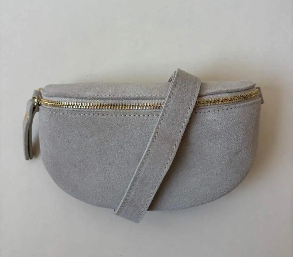Heuptas beige suede crossbody tas dames | Coco & Co
