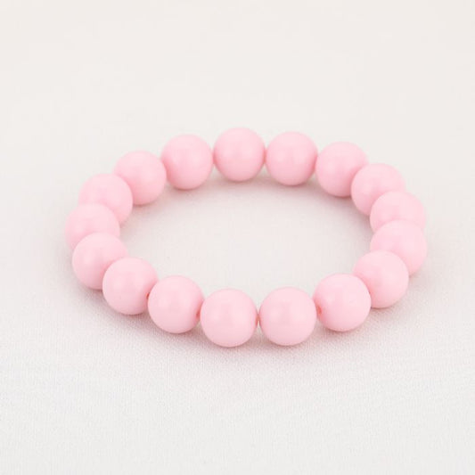 Armband Kralen zachtroze gedragen look dames | Coco & Co