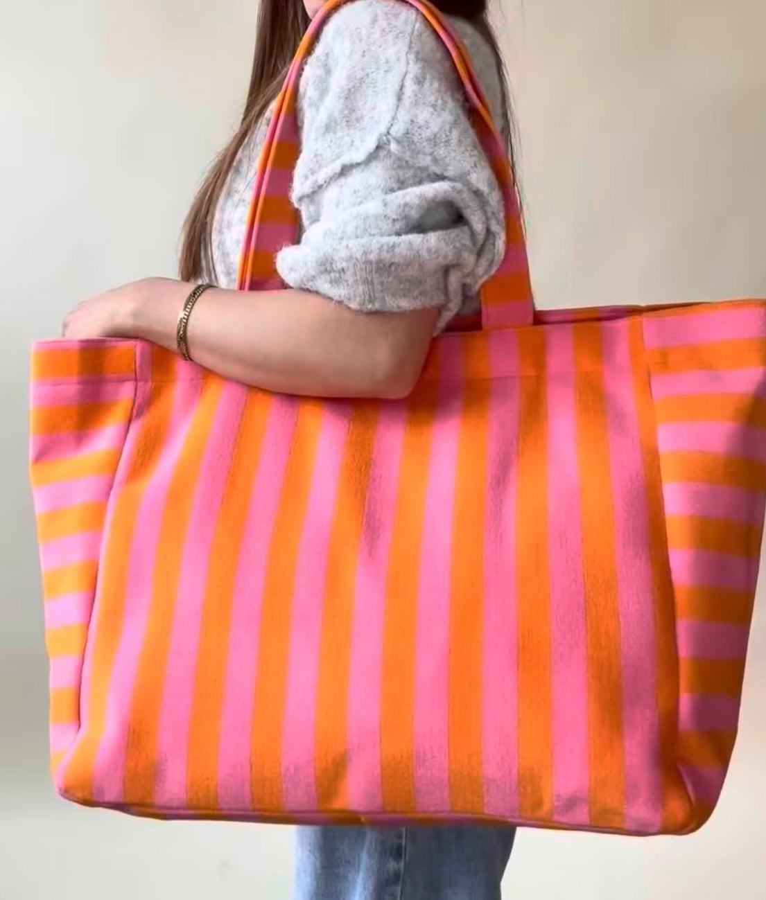Strandtas roze oranje oversized shopper dames | Coco & Co