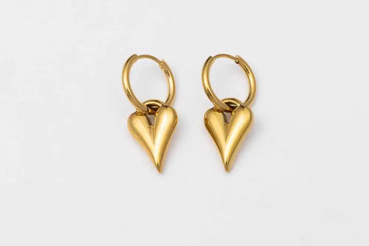 Oorbellen Harten Hangers goud 3D hartjes statement dames | Coco & Co