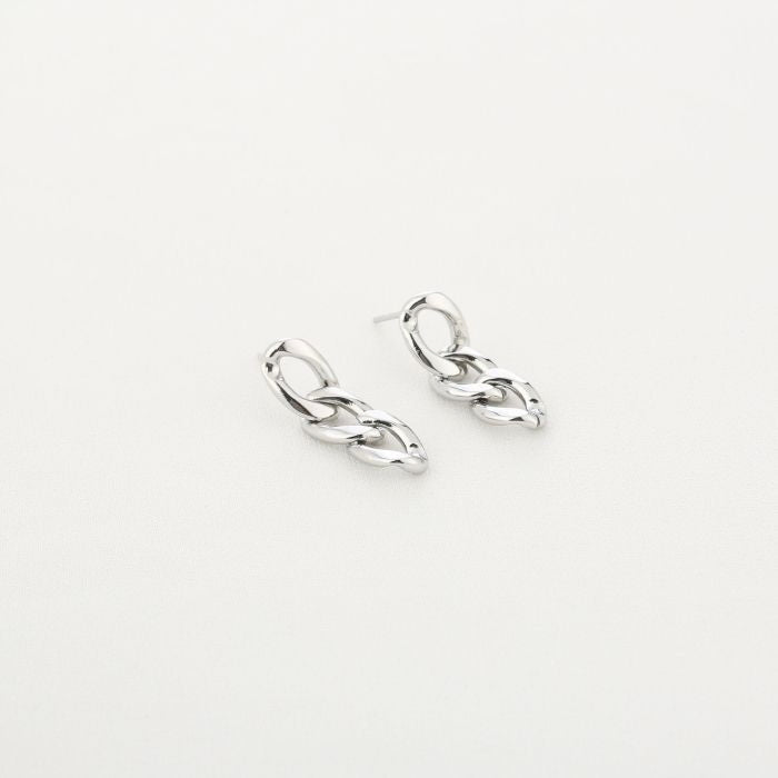 Oorbellen Schakels zilver moderne oorbellen dames | Coco & Co